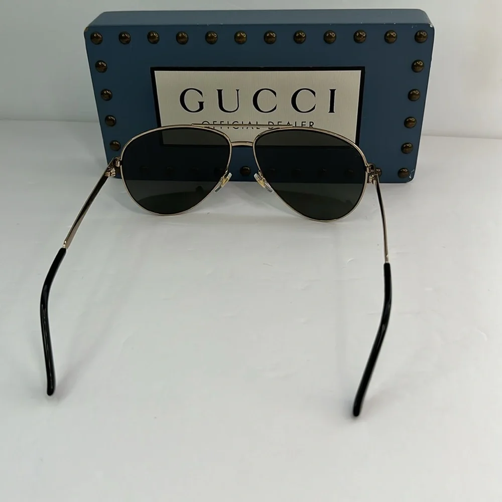 New Authentic Gucci GG0137S 002 61 Sunglasses